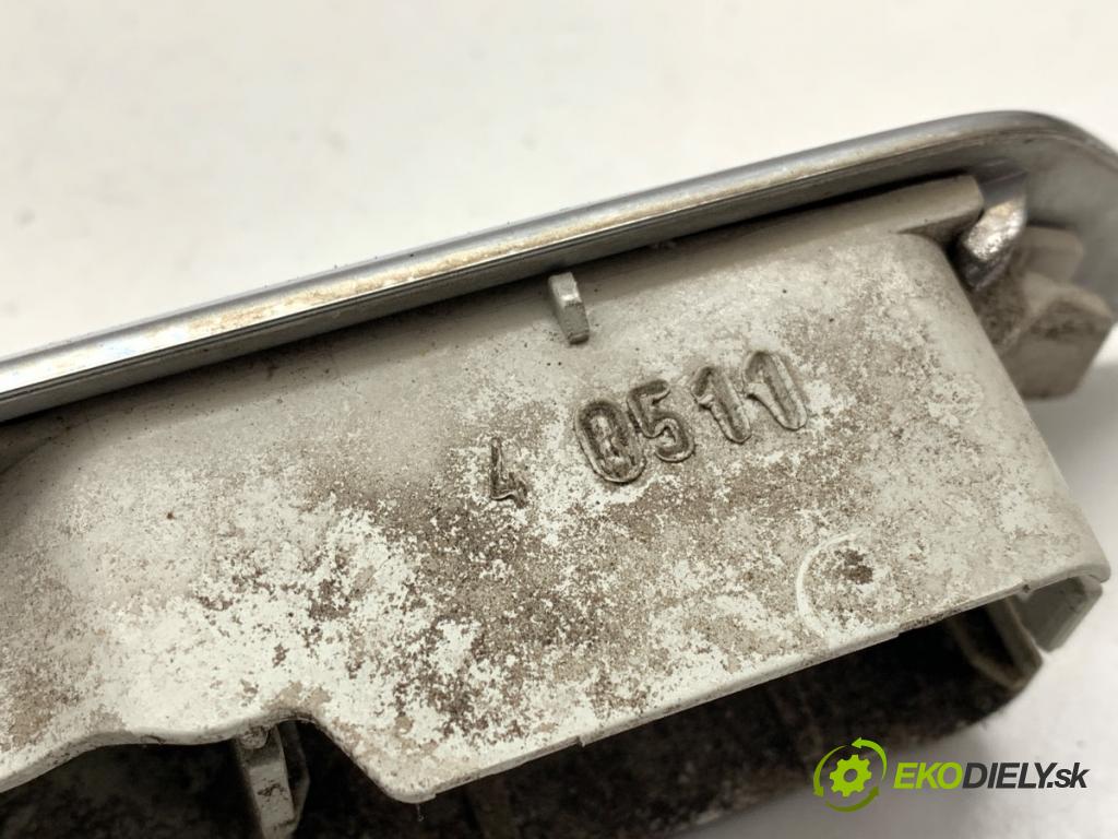 BMW F11 Kombi 2011 135 kW 520 d 1995 směrovka pravý přední část 7154168 (Klika dveří ostatní)