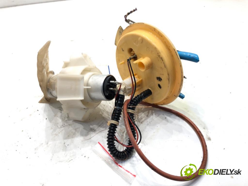 BMW F11 Kombi 2011 135 kW 520 d 1995 pumpa paliva 7217065