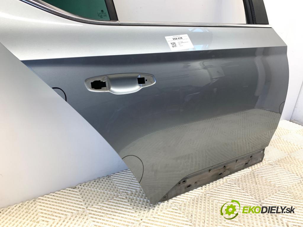 SKODA SUPERB III liftback 2017 132 kW 1.8 TSI 1798 dveře pravý zadní část