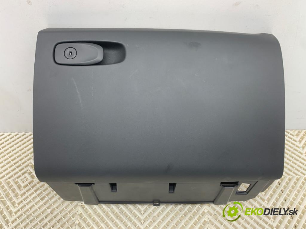 VOLVO V40 liftback 2014 84 kW D2 1560 Priehradka, kastlík spolujazdca 8632803 (Priehradka (kastlík))