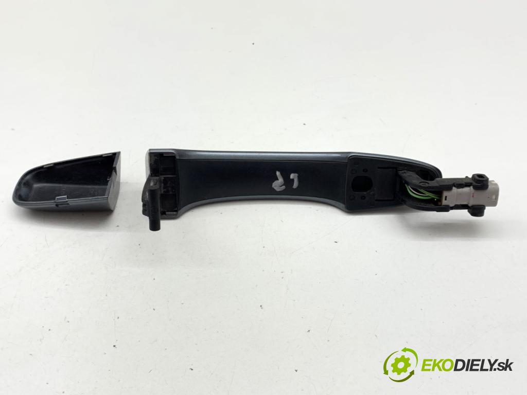 VOLVO V40 liftback 2014 84 kW D2 1560 klika vnejší levý přední část 31349578