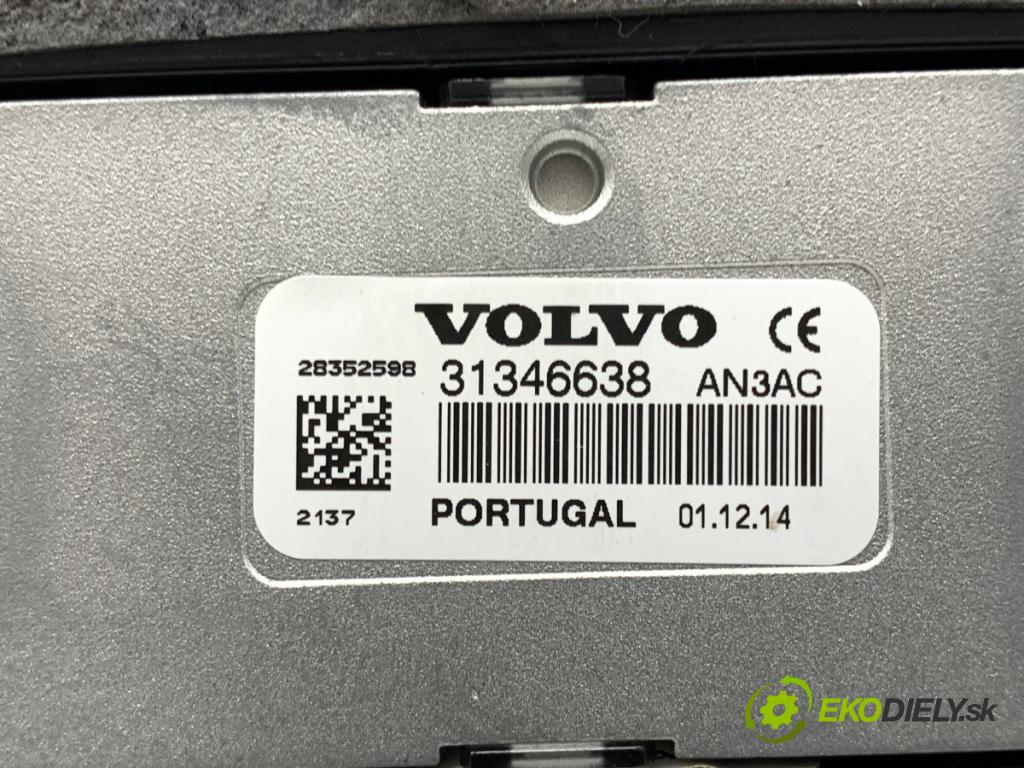 VOLVO V40 liftback 2014 84 kW D2 1560 ANTENA 31346638