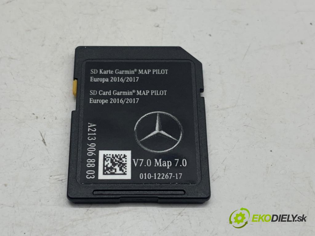 MERCEDES-BENZ GLC Coupe SUV 2017 270 kW AMG 43 4-matic (253.364) 2996 KARTA: navigácie SD A2139068803