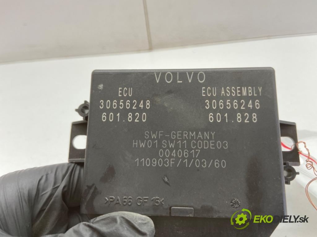 VOLVO XC90 I SUV 2003 154 kW 2.5 T AWD 2521 modul PDC 30656246 (Řídící jednotka ostatní)