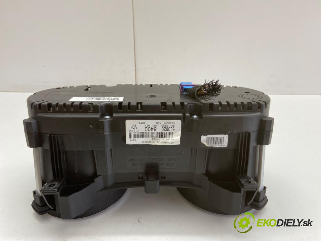SKODA YETI SUV 2011 77 kW 1.2 TSI 1197 Prístrojovka 5L0920840G (Prístrojová doska)