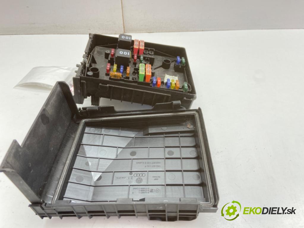 SKODA YETI SUV 2011 77 kW 1.2 TSI 1197 Skrinka poistková 1K0937118 (Poistková skrinka)