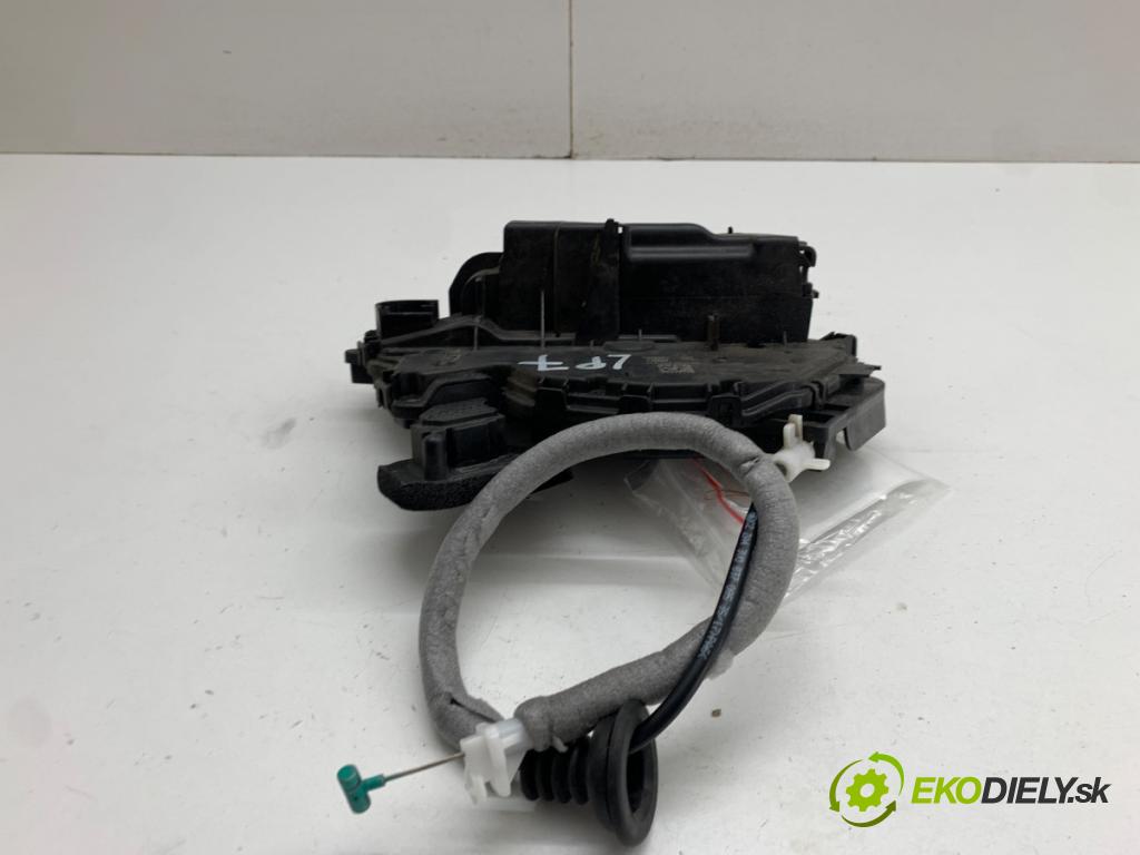 SKODA SUPERB III liftback 2017 132 kW 1.8 TSI 1798 zámok dveře levý přední část 5TB837015