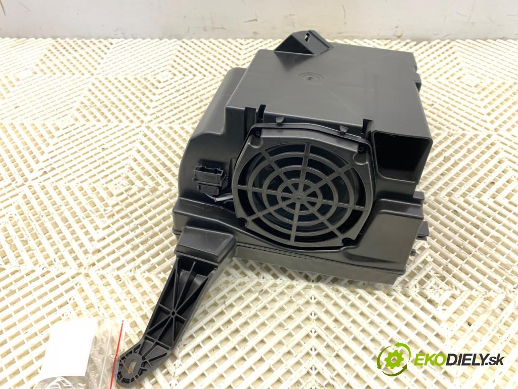 SKODA SUPERB III liftback 2017 132 kW 1.8 TSI 1798 subwoofer 3V0035412 (Audio zariadenie)