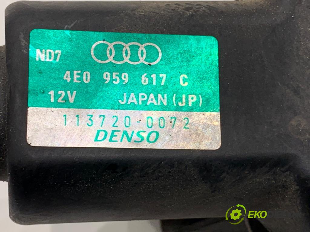 AUDI A8 D3 sedan 2007 331 kW S8 quattro 5204 Magnetický ventil vody 4E0959617C (Elektrosúčasti ostatné)