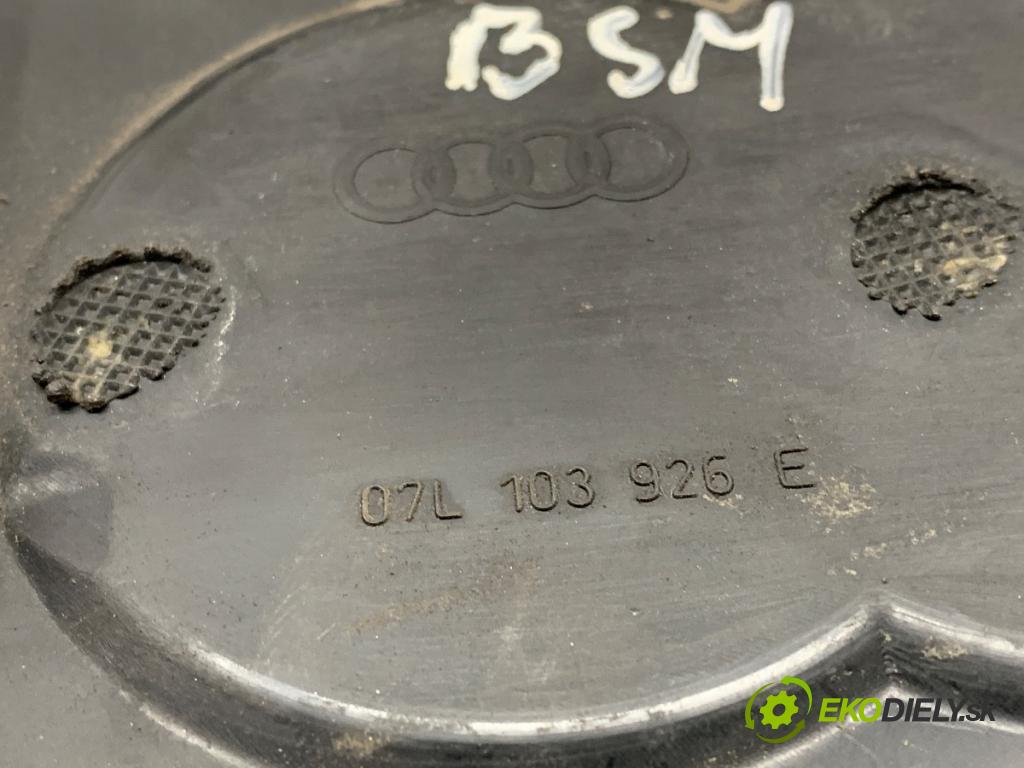 AUDI A8 D3 sedan 2007 331 kW S8 quattro 5204 Kryt Motor 07L103926E (Kryt motora)