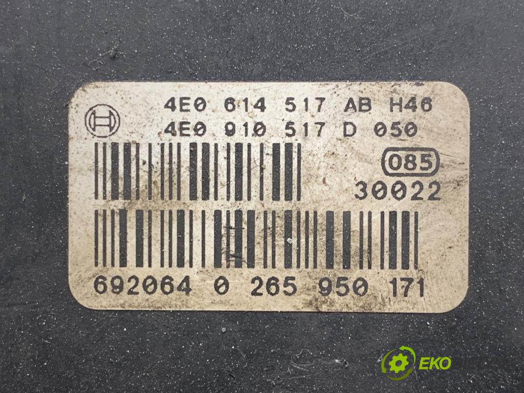 AUDI A8 D3 sedan 2007 331 kW S8 quattro 5204 Pumpa ABS 4E0614517AB (Pumpa ABS)