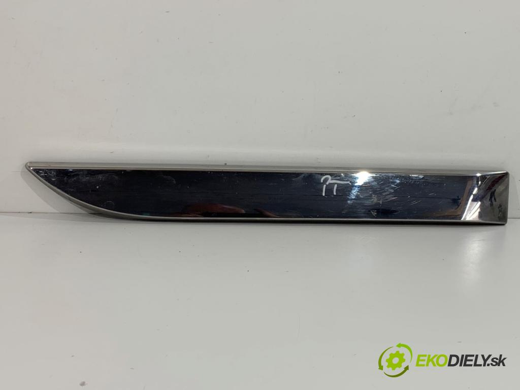 PEUGEOT 2008 I SUV 2016 85 kW 1.6 BlueHDi 1560 lišta dveře pravý zadní část 9806391877