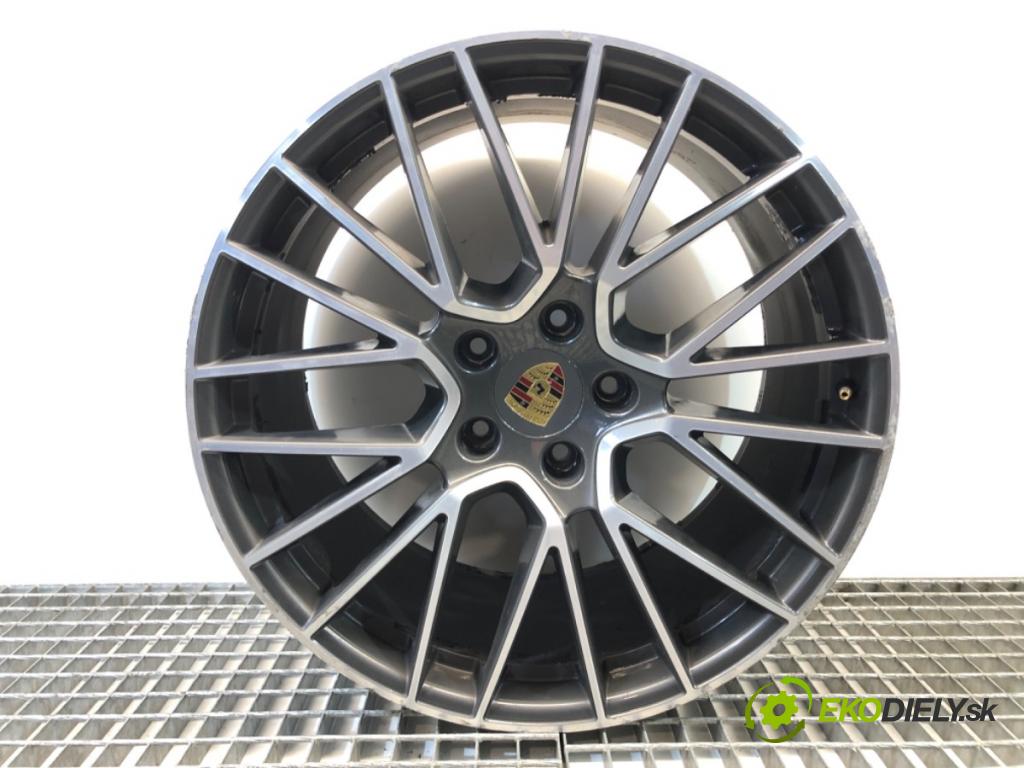 PORSCHE CAYENNE SUV 2017 250 kW 3.0 AWD (9YAAA1) 2995 disk HLIÍK: 21 11J: 5X130 71 9Y0601025L