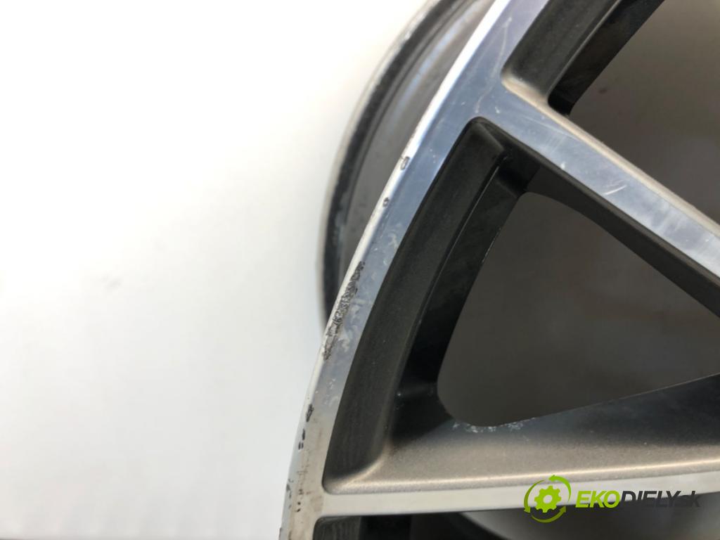 PORSCHE CAYENNE SUV 2017 250 kW 3.0 AWD (9YAAA1) 2995 disk HLIÍK: 21 11J: 5X130 71 9Y0601025L