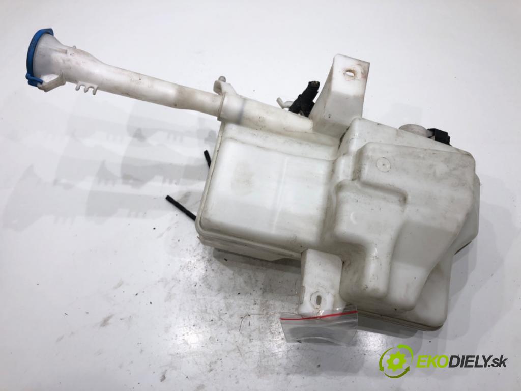 VOLVO V40 liftback 2014 84 kW D2 1560 Nádržka ostrekovačov 31276094