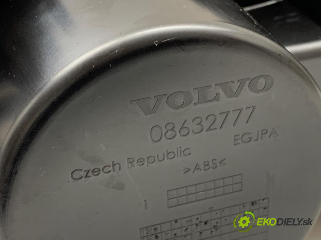 VOLVO V40 liftback 2014 84 kW D2 1560 Držiak na nápoje 08632777 (Držiak (úchyt) na nápoje)