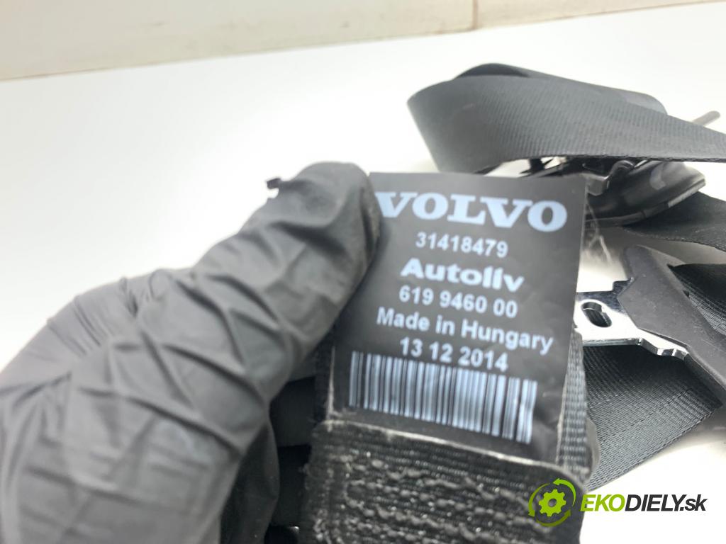 VOLVO V40 liftback 2014 84 kW D2 1560 Držiak BEZPEČNOSŤ pravy predný 31418479