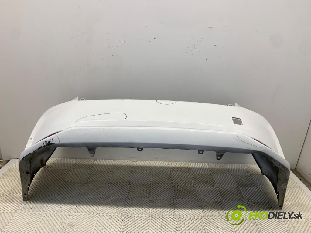 TOYOTA COROLLA E21 sedan 2020 72 kW 1.8 VVTi Hybrid (ZWE211, MZEA12) 1798 Nárazník zad 040