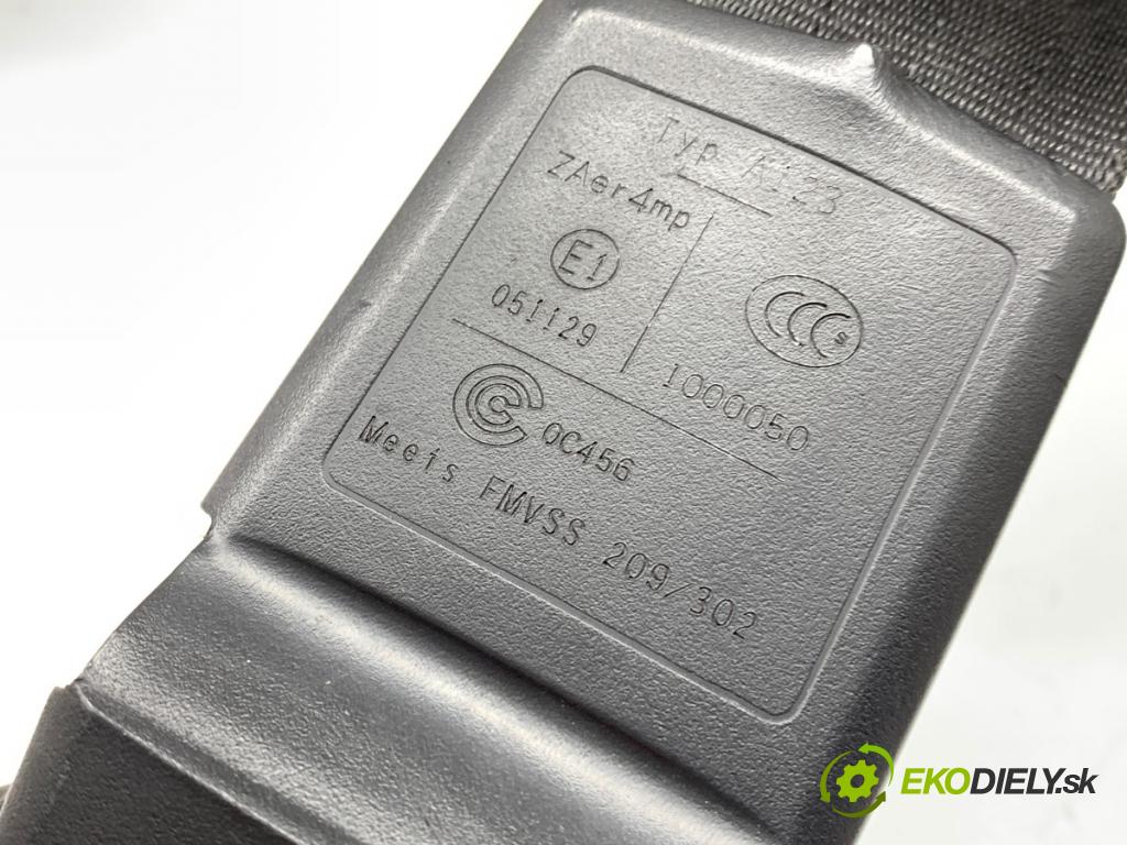 AUDI A6 C7 sedan 2015 110 kW 2.0 TDI 1968 Držiak BEZPEČNOSŤ ľavy predný 4G8857705F
