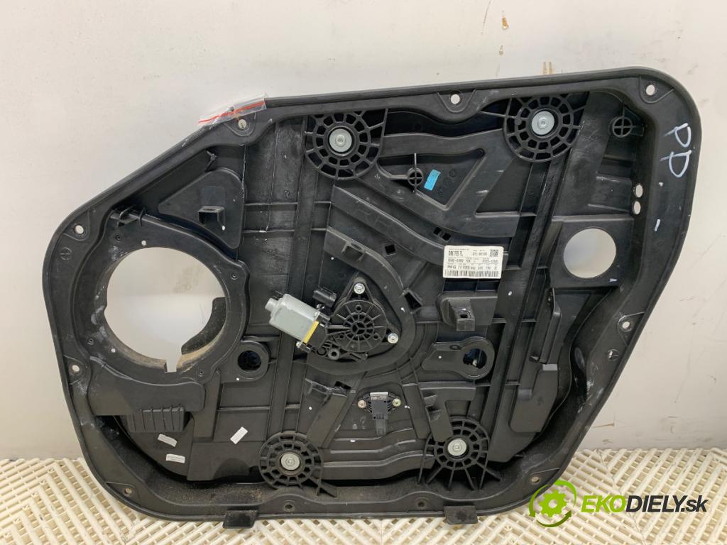 HYUNDAI TUCSON SUV 2015 100 kW 2.0 CRDi 1995 Mechanizmus okna pravy predný 82480-D7880