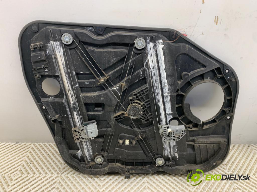 HYUNDAI TUCSON SUV 2015 100 kW 2.0 CRDi 1995 Mechanizmus okna pravy predný 82480-D7880
