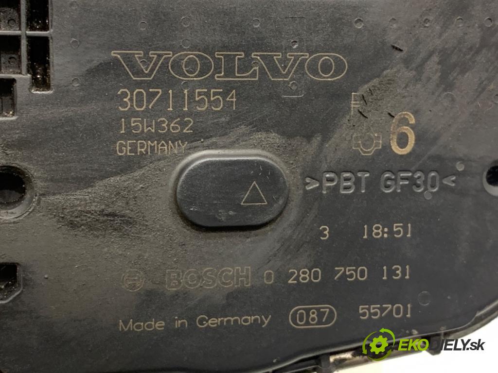 VOLVO XC90 I SUV 2003 154 kW 2.5 T AWD 2521 škrtíci klapka 30711554 (Škrticí klapka)