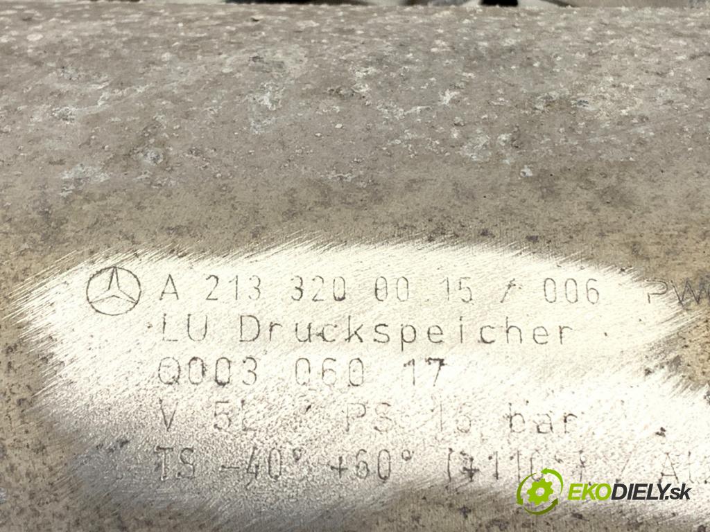 MERCEDES-BENZ GLC Coupe SUV 2017 270 kW AMG 43 4-matic (253.364) 2996 Nádržka nápravy PNEUMATICKÉ: A2133200015
