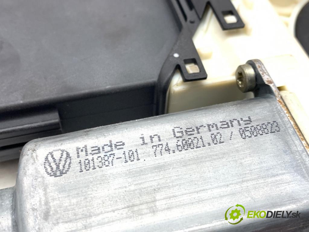 VW GOLF IV liftback 1998 74 kW 1.6 1595 Motor sťahovania okna ľavy predný 101387-101