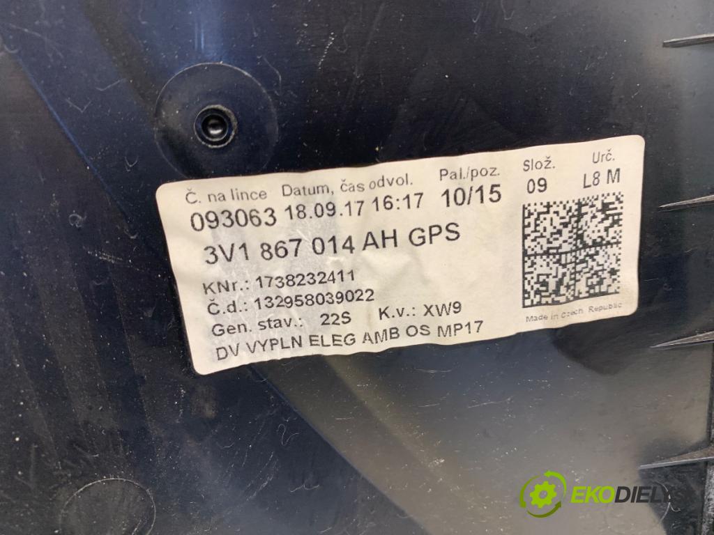 SKODA SUPERB III liftback 2017 132 kW 1.8 TSI 1798 čalúnenie Dvere pravy predný 3V1867014AH