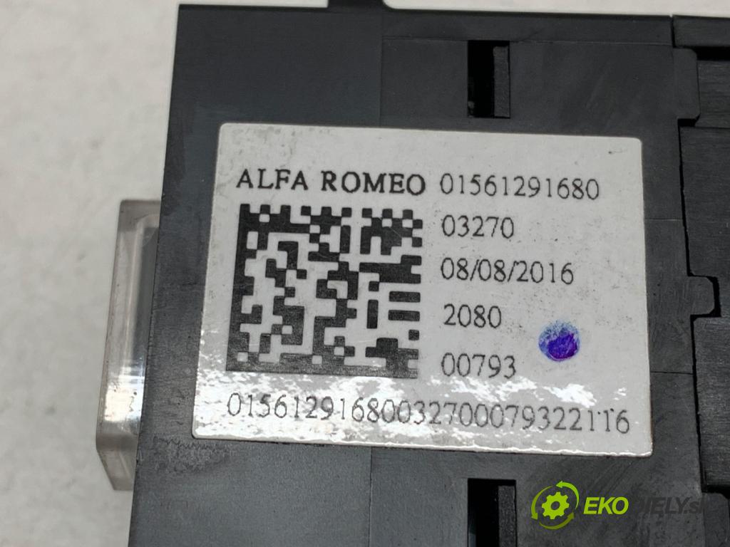 ALFA ROMEO GIULIA sedan 2016 147 kW 2.0 Super (952ABA25B) 1995 HNÍZDO: USB 01561291680
