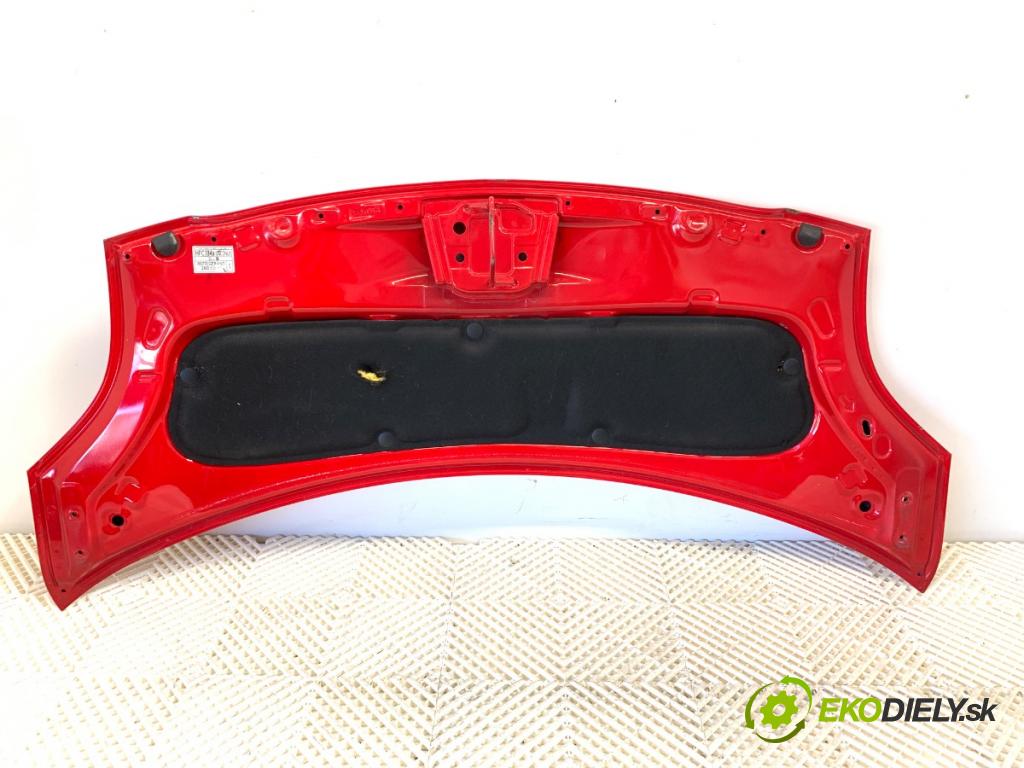 TOYOTA YARIS II liftback 2009 74 kW 1.33 VVT-i (NSP90_) 1329 kapota 3P0