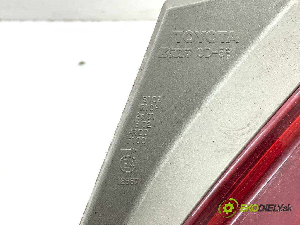 TOYOTA YARIS II liftback 2009 74 kW 1.33 VVT-i (NSP90_) 1329 Svetlo pravy zad