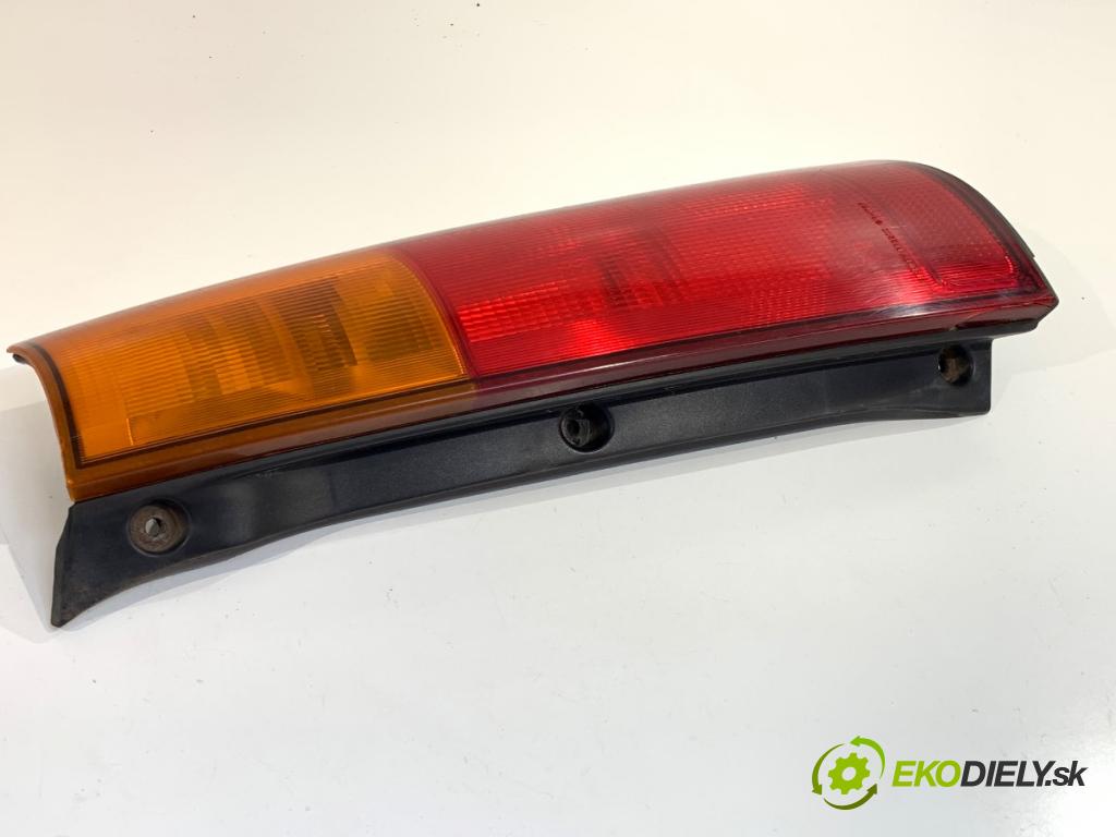 HONDA CR-V I SUV 2000 94 kW 2.0 16V 4WD (RD1, RD3) 1973 Svetlo pravy zad