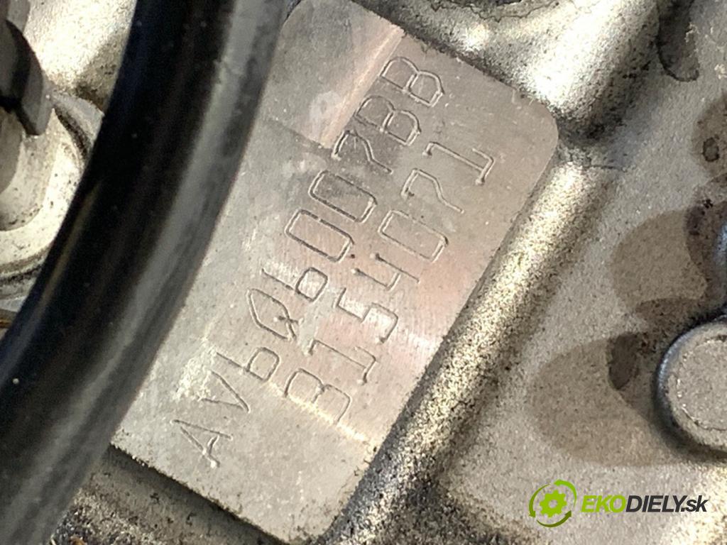VOLVO V40 liftback 2014 84 kW D2 1560 Motor D4162T (Motor)