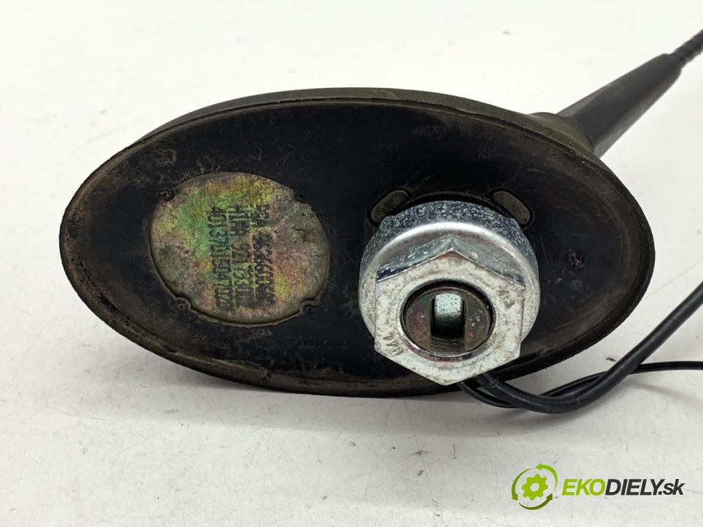 PEUGEOT 307 liftback 2002 66 kW 2.0 HDi 90 1997 ANTENA 9636600680