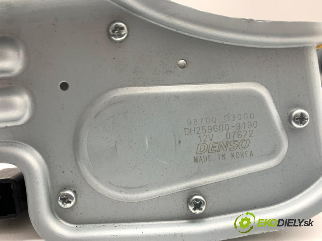 HYUNDAI TUCSON SUV 2015 100 kW 2.0 CRDi 1995 Motor stieračov zad 98700-D3000
