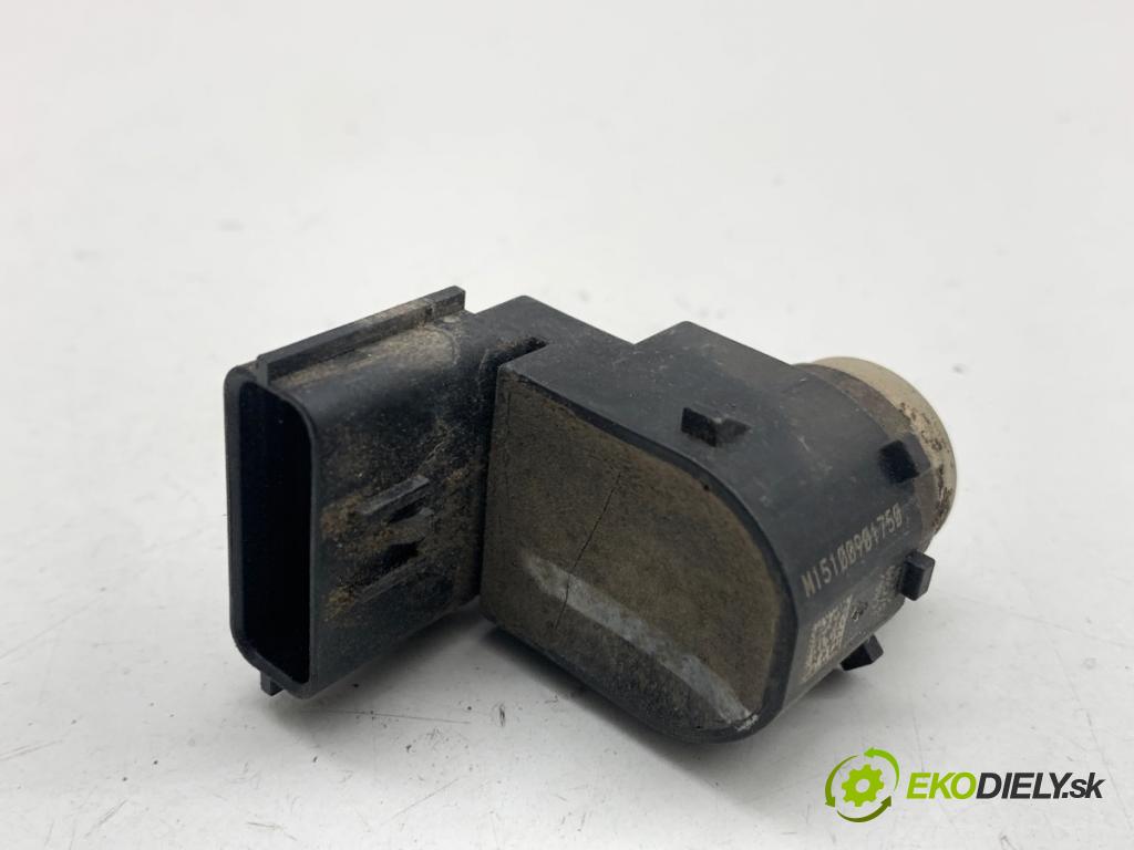 HYUNDAI TUCSON SUV 2015 100 kW 2.0 CRDi 1995 Snímač PDC