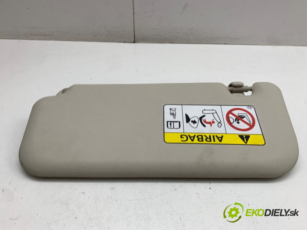 TOYOTA COROLLA E21 sedan 2020 72 kW 1.8 VVTi Hybrid (ZWE211, MZEA12) 1798 clona sluneční pravý