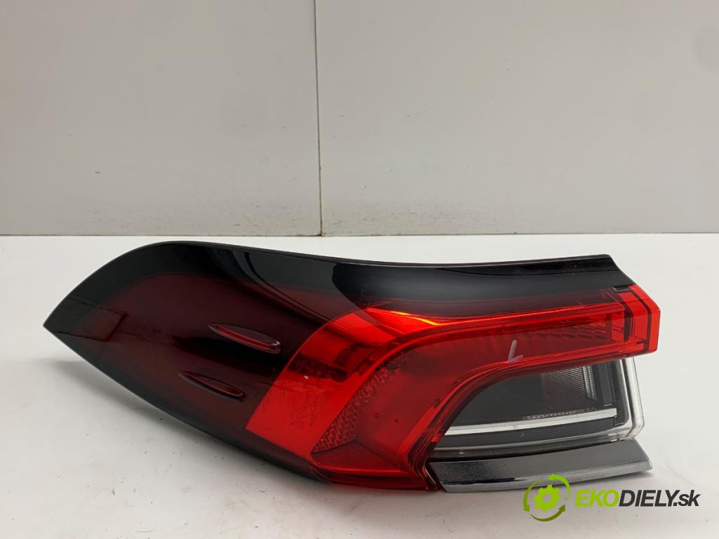 TOYOTA COROLLA E21 sedan 2020 72 kW 1.8 VVTi Hybrid (ZWE211, MZEA12) 1798 Svetlo ľavy zad 