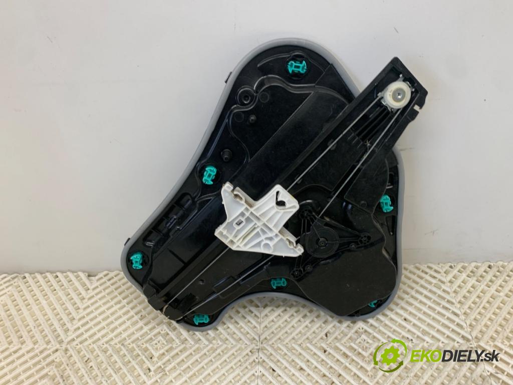 VW GOLF VIII Kombi 2022 110 kW 2.0 TDI 1968 Mechanizmus okna pravy zad 5Q0959407G