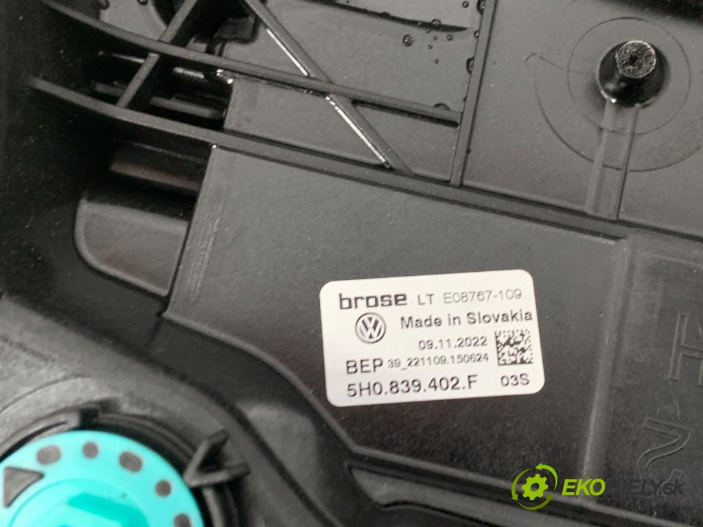 VW GOLF VIII Kombi 2022 110 kW 2.0 TDI 1968 Mechanizmus okna pravy zad 5Q0959407G