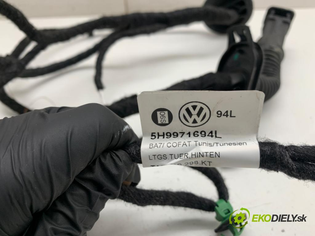 VW GOLF VIII Kombi 2022 110 kW 2.0 TDI 1968 káblovačka dveře zadní část pravý 5H9971694L