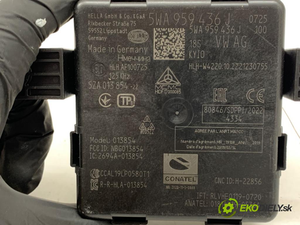 VW GOLF VIII Kombi 2022 110 kW 2.0 TDI 1968 Modul KEYLESS 5WA959436J