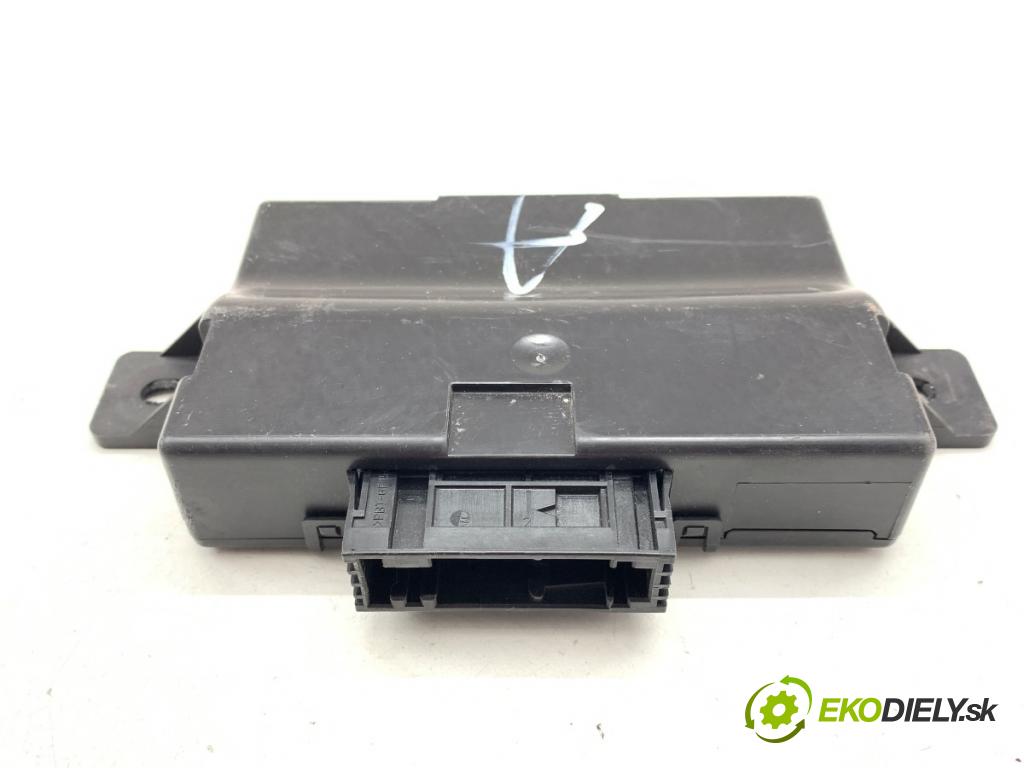 AUDI A6 C7 sedan 2015 110 kW 2.0 TDI 1968 Modul GATEWAY 4G8907468A