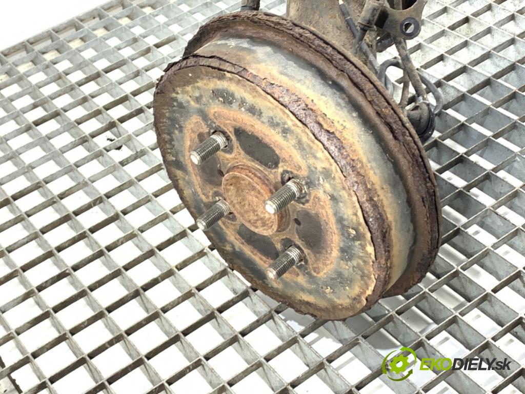 TOYOTA YARIS II liftback 2009 74 kW 1.33 VVT-i (NSP90_) 1329 Výstuha zad