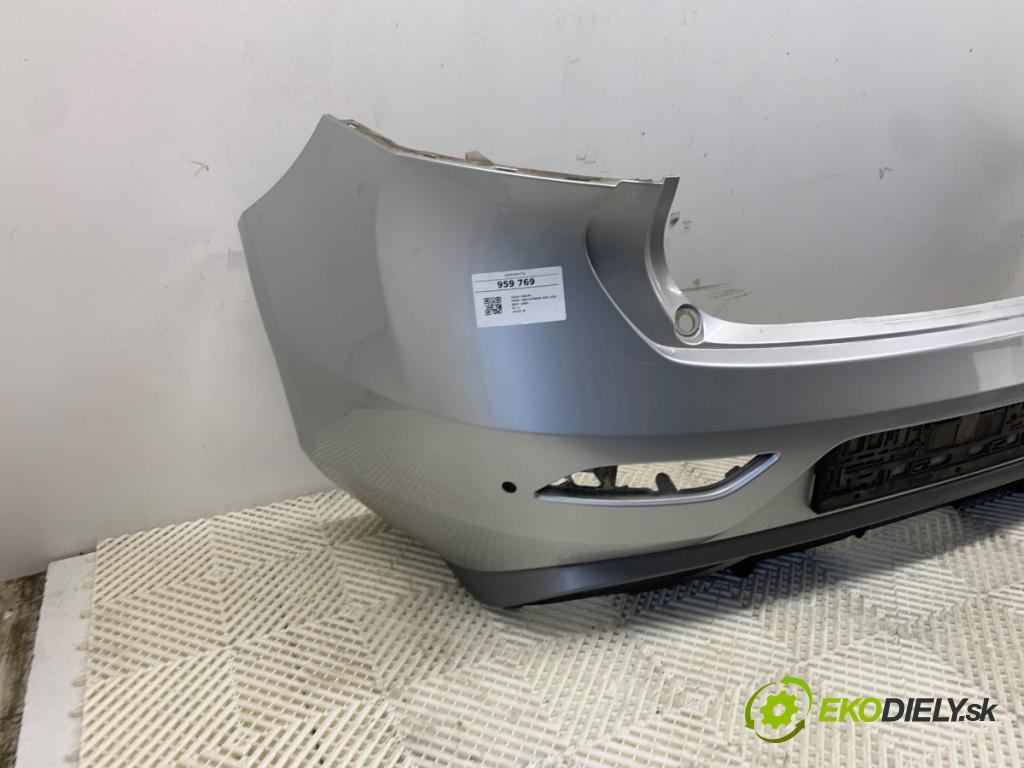 VOLVO V40 liftback 2014 110 kW D3 1984 Nárazník zad 711