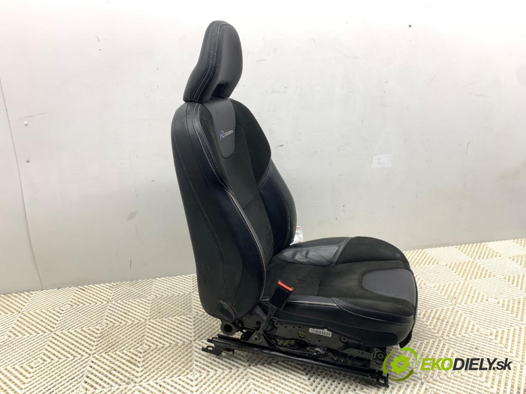 VOLVO V40 liftback 2014 110 kW D3 1984 sedadlo levý přední část