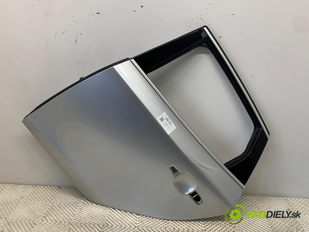VOLVO V40 liftback 2014 110 kW D3 1984 dveře levý zadní část 711 