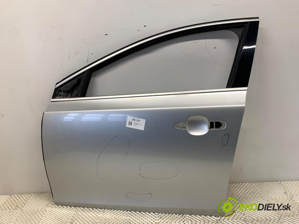 VOLVO V40 liftback 2014 110 kW D3 1984 Dvere ľavy predný 711
