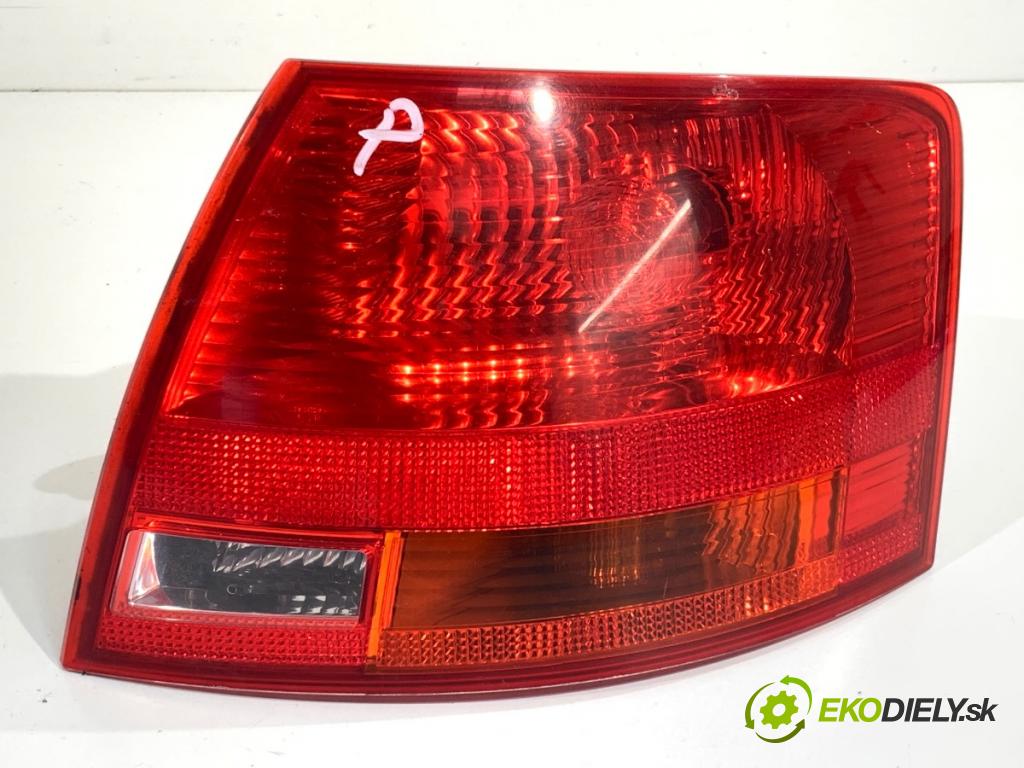 AUDI A4 B7 Kombi 2005 85 kW 1.9 TDI 1896 světlo pravý zadní část 8E9945096C